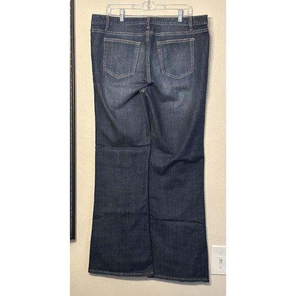 NWT Boston Proper Women's Flare Leg Denim Jeans Plus Size 18 - Picture 2 of 5